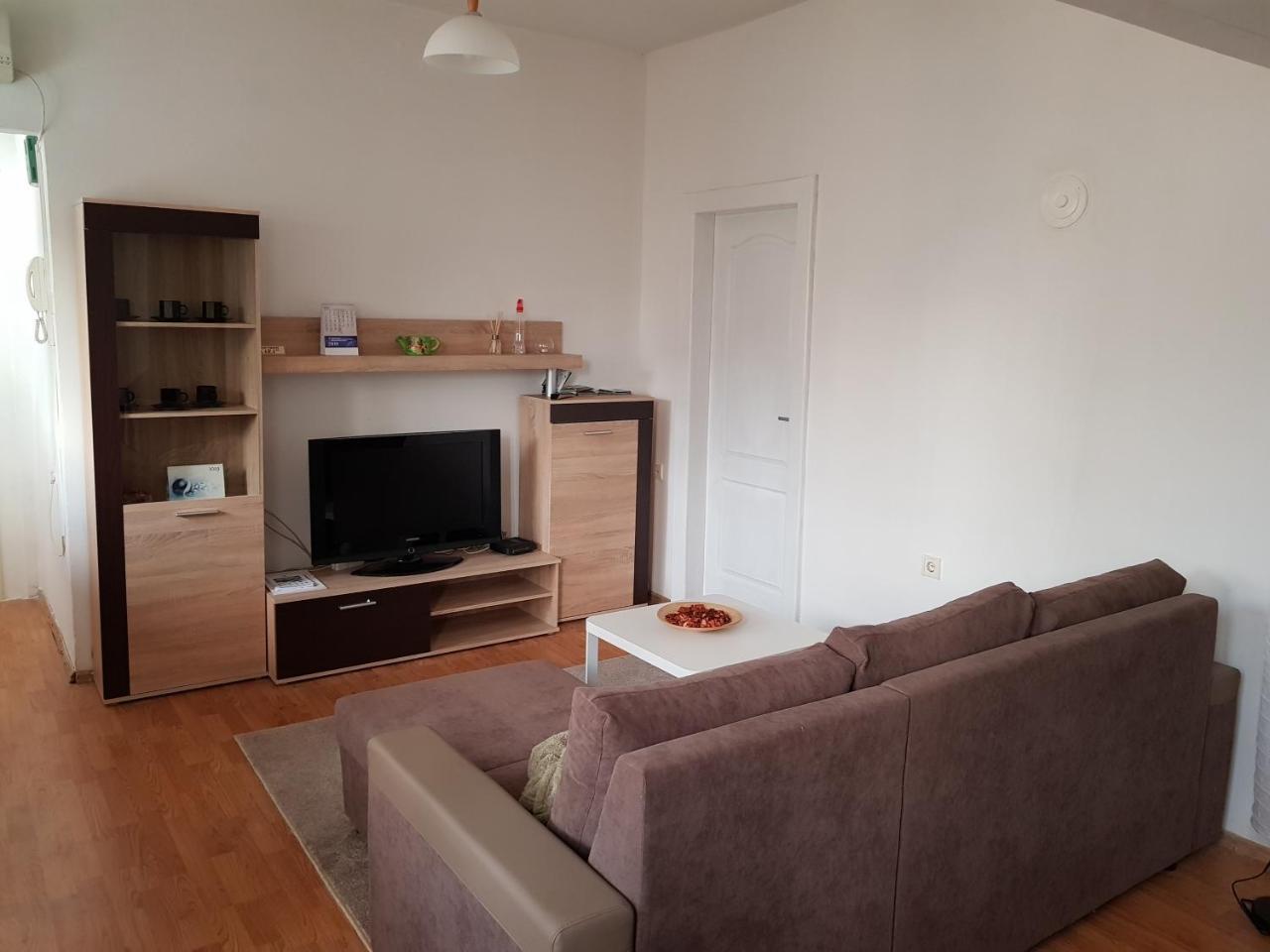 Sara Apartment Μπάνια Λούκα Εξωτερικό φωτογραφία