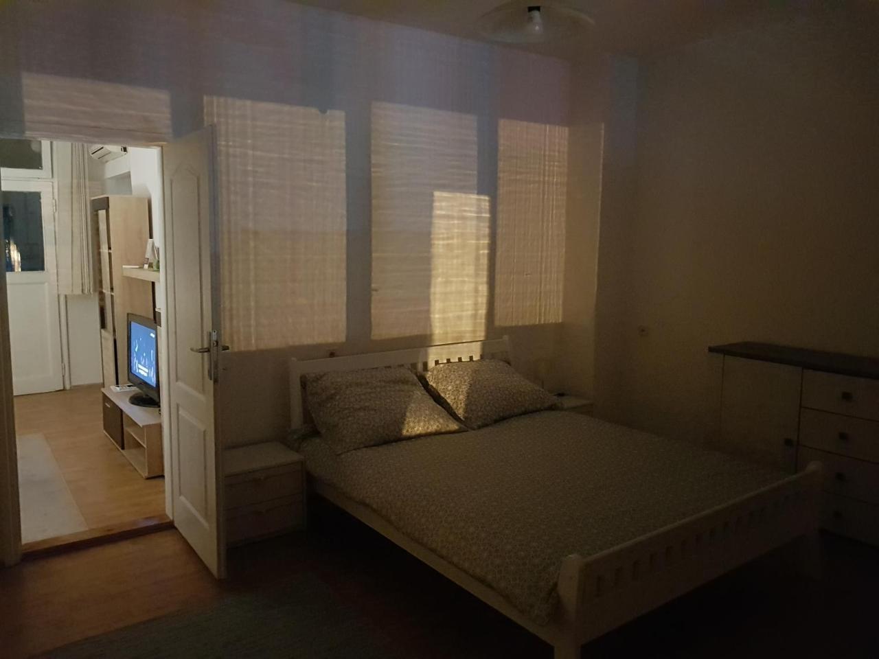 Sara Apartment Μπάνια Λούκα Εξωτερικό φωτογραφία
