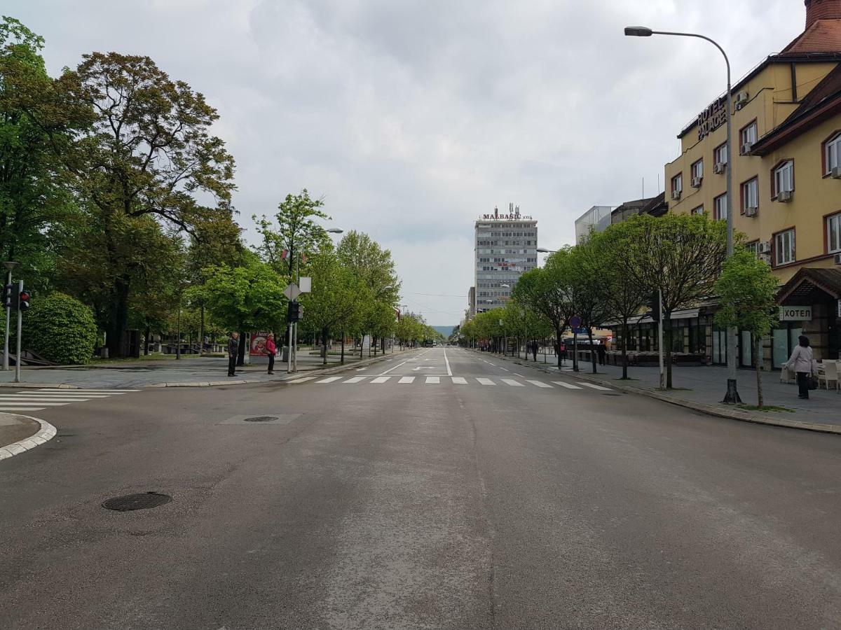 Sara Apartment Μπάνια Λούκα Εξωτερικό φωτογραφία